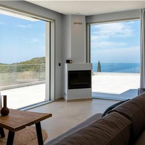 3 bedroom villa with pool & sea views, Makrades, sleeps 6
